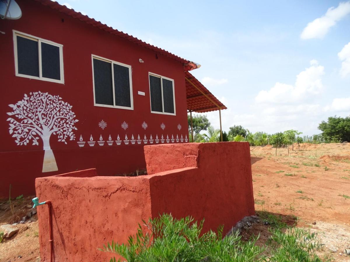 Mangohut Farmhouse Pool Villa Hyderabad Bagian luar foto